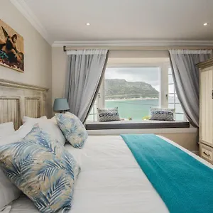 Guest house 52 On Fish Hoek, Cape Town