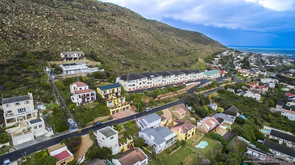*** Guest house Berg And Beach Cape Town South Africa