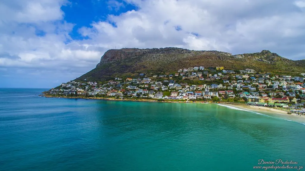 Berg And Beach Cape Town 3*,