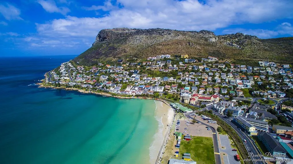 Berg And Beach Cape Town Guest house