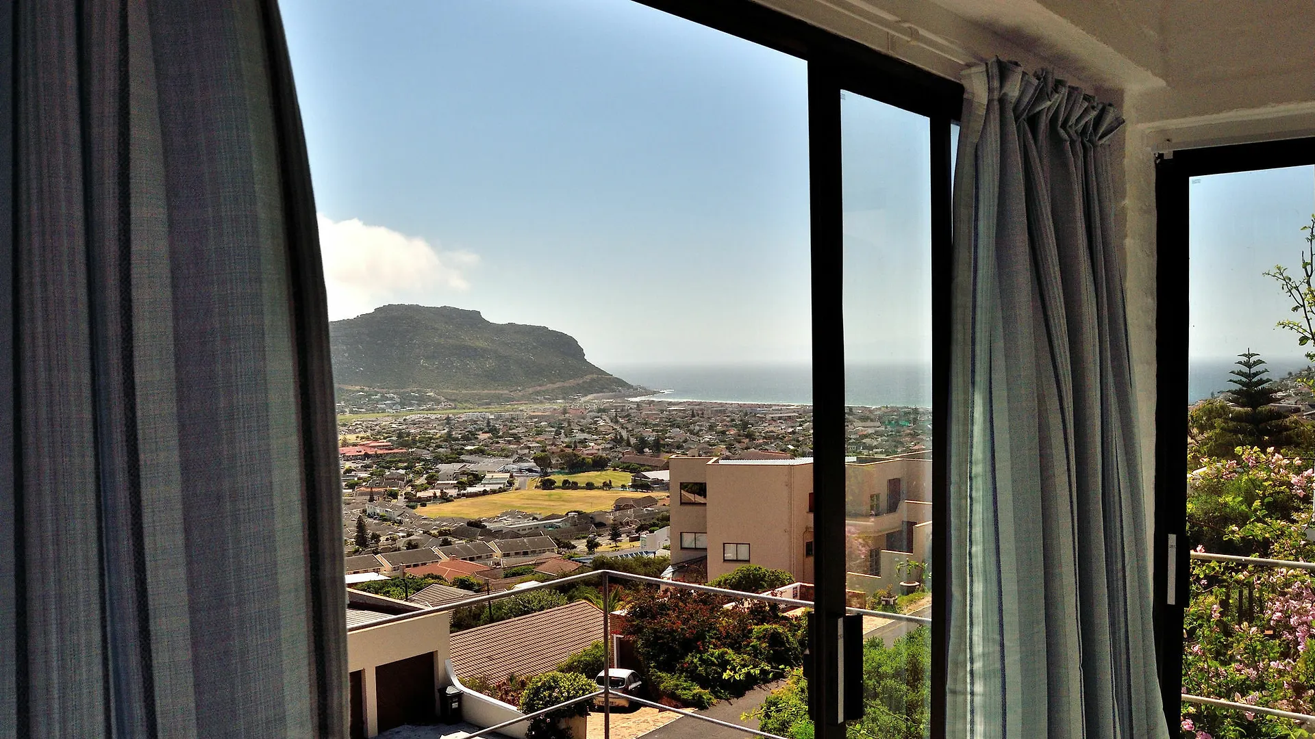 Guest house Berg And Beach Cape Town