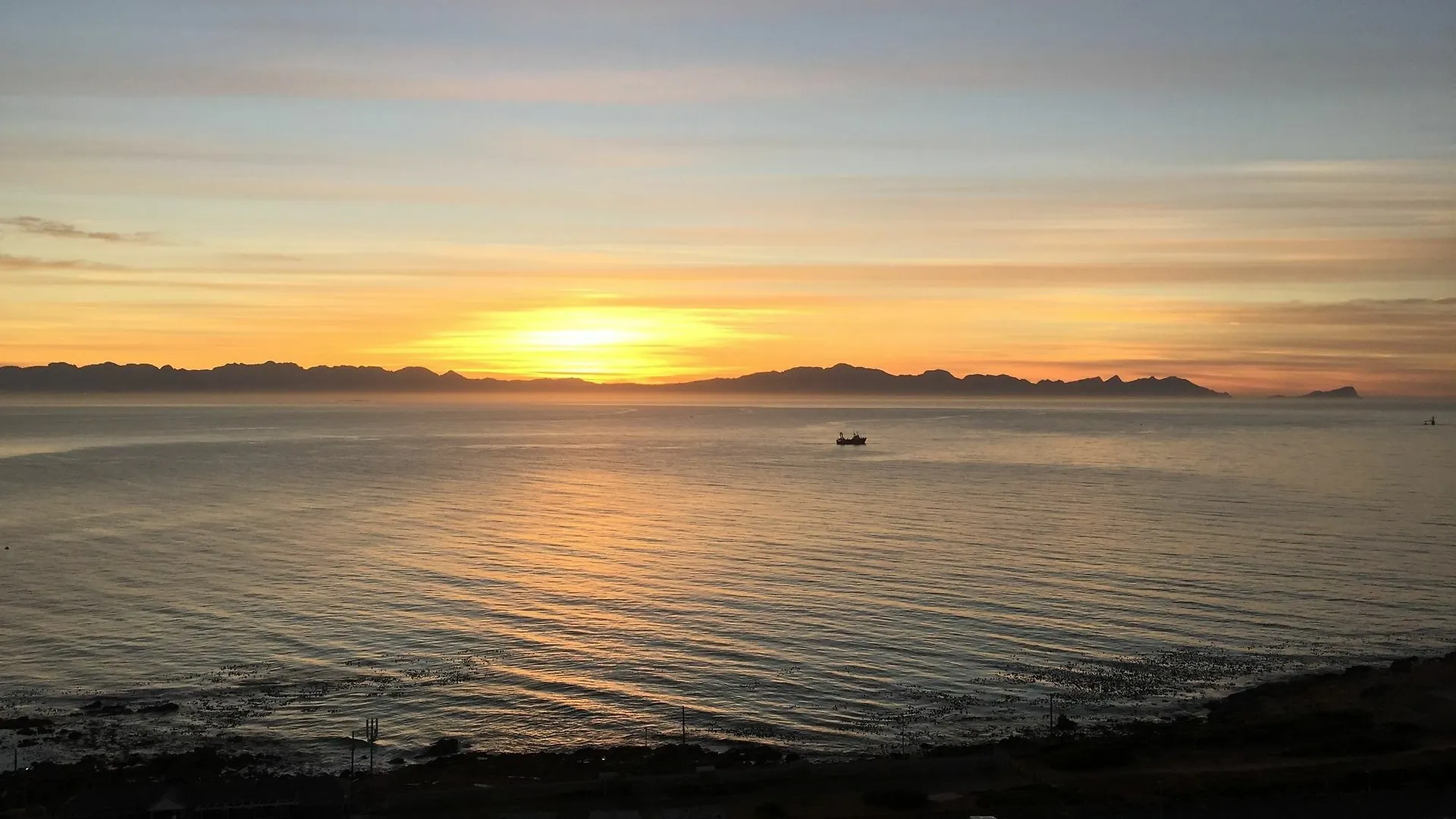 Berg And Beach Cape Town Guest house
